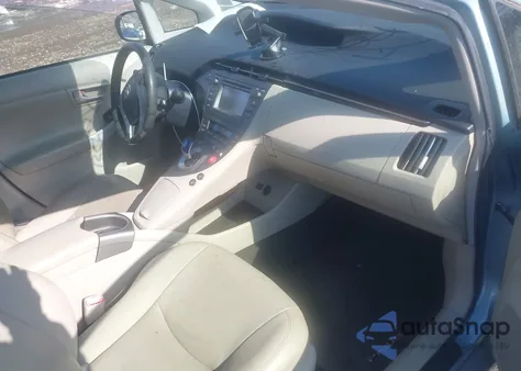 2013 Toyota Prius Two from USA, damaged, VIN JTDKN3DU6D1617928